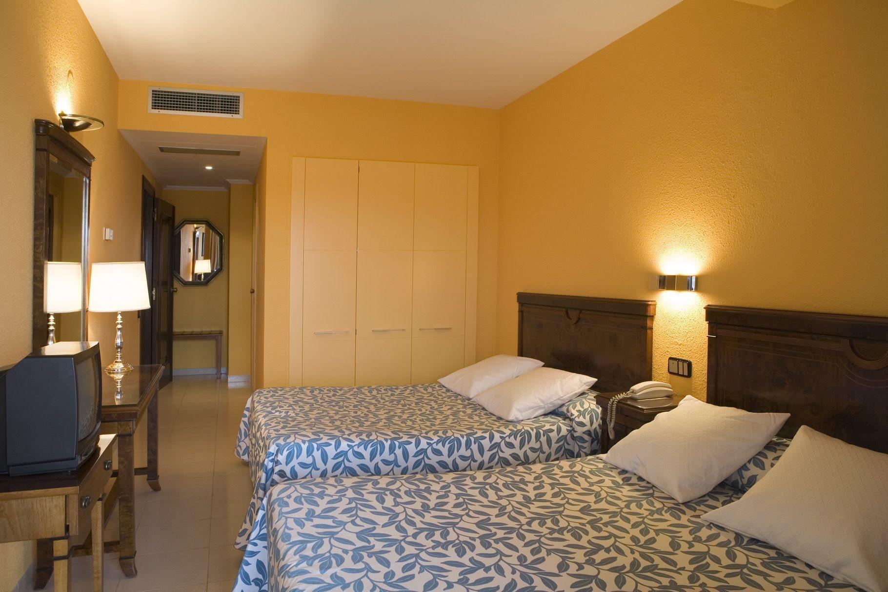 Rovira Hotel 3*