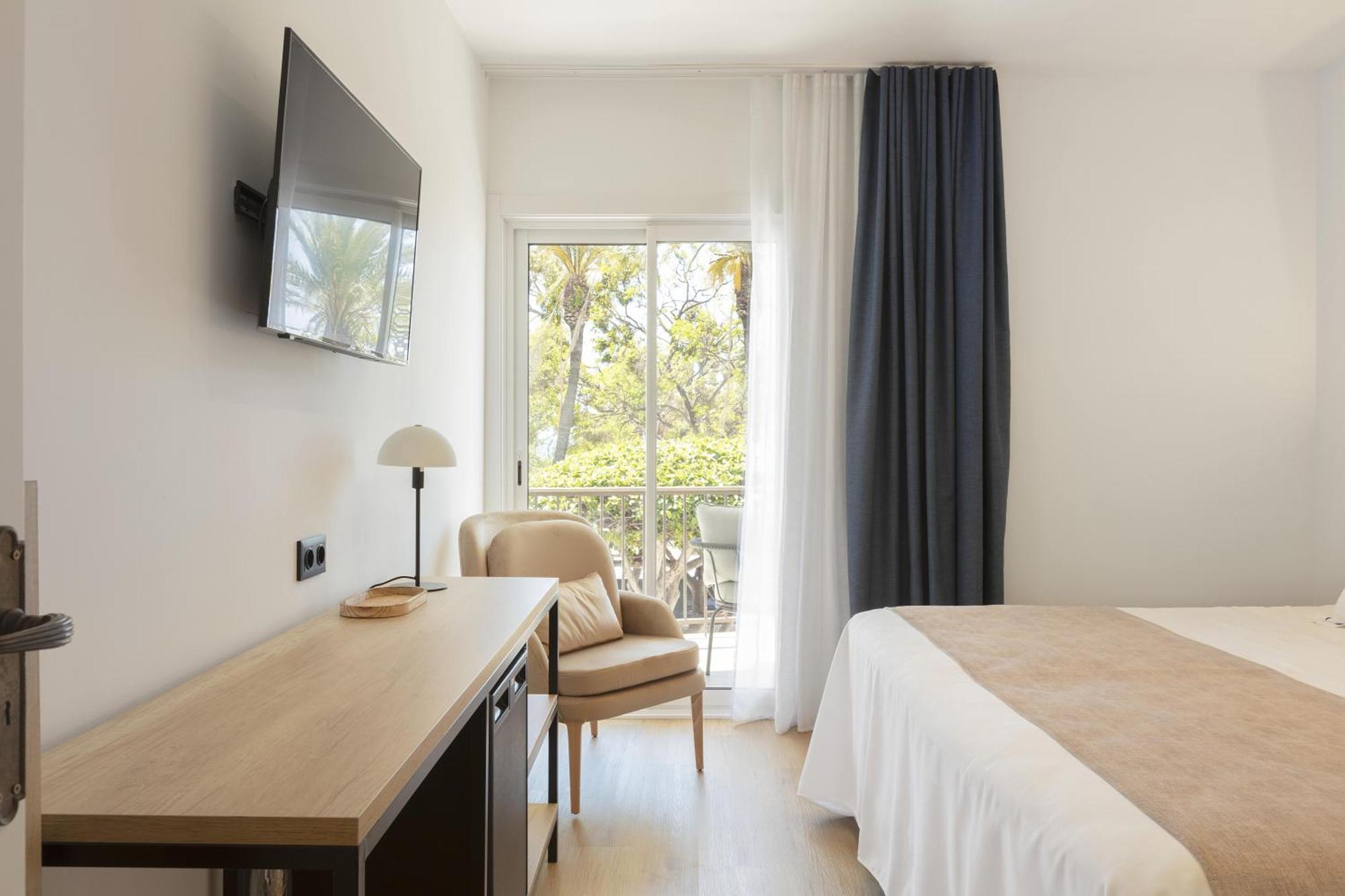 Rovira Hotel 3*